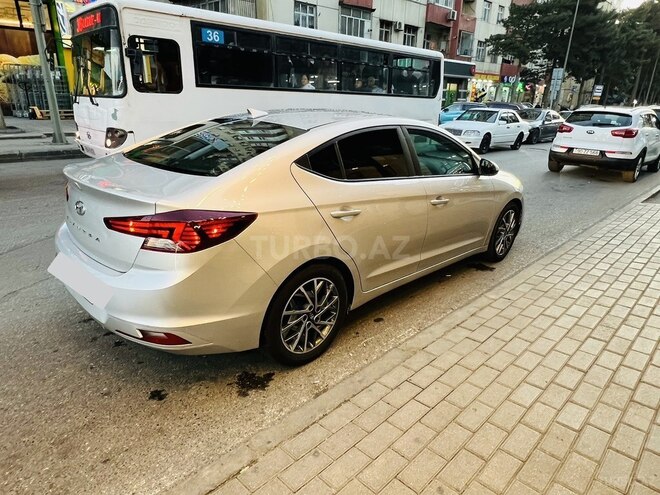 Hyundai Elantra 2020, 111,045 km - 2.0 l - Bakı