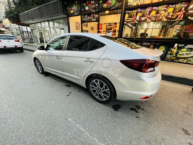 Hyundai Elantra 2020, 111,045 km - 2.0 l - Bakı
