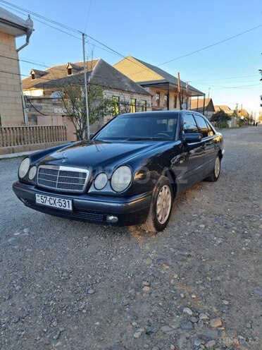 Mercedes E 200 1998, 253,780 km - 2.0 l - Şəmkir