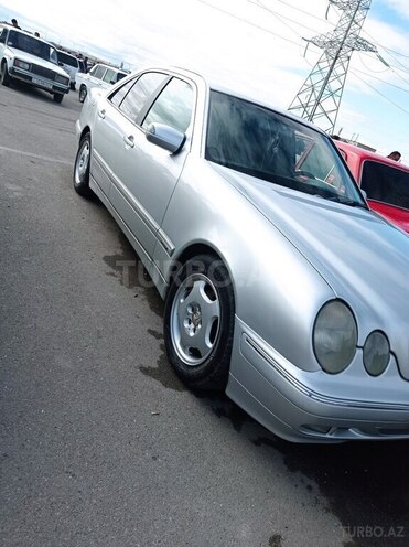 Mercedes E 240 2000, 342,000 km - 2.4 l - Kürdəmir