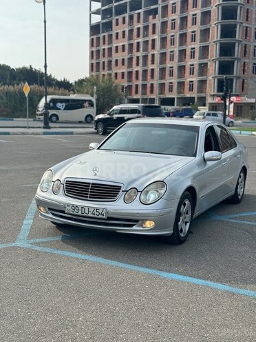 Mercedes E 240 2003, 240,000 km - 2.6 л - Bakı