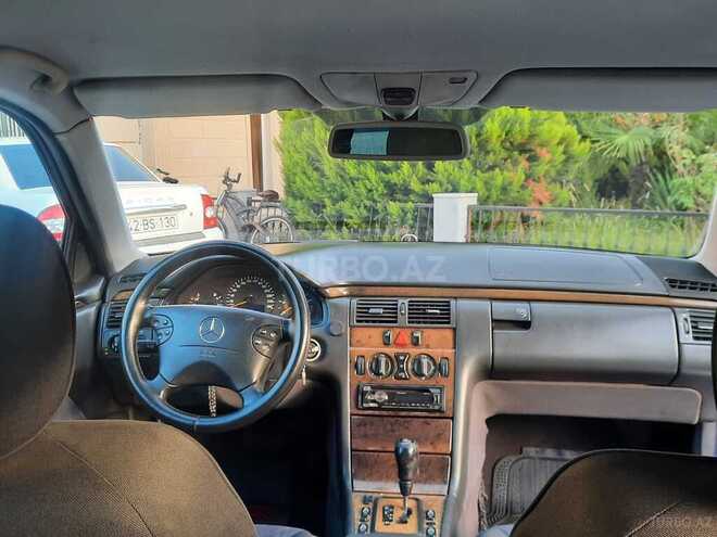 Mercedes E 200 1999, 273,000 km - 2.0 l - Lənkəran