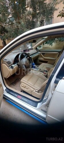 Audi A4 2005, 300,000 km - 2.0 l - Bakı