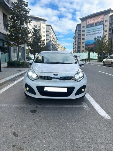 Kia Rio 2013, 230,000 km - 1.4 l - Bakı