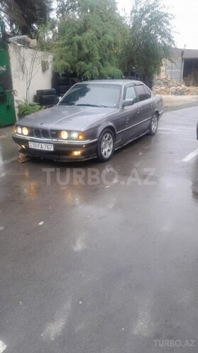 BMW 525 1991, 321,000 km - 2.5 l - Bakı