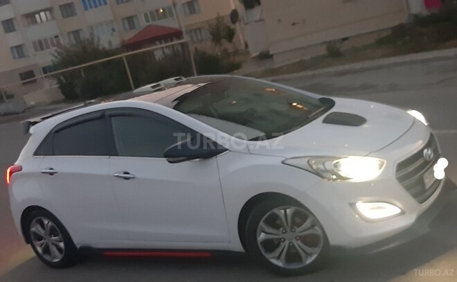 Hyundai i30 2015, 287,000 km - 1.6 l - Sumqayıt