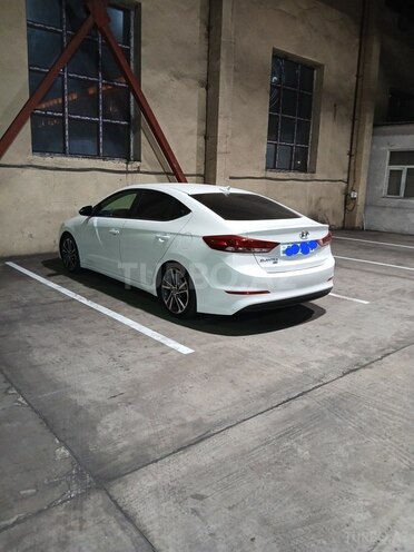 Hyundai Elantra 2017, 70,000 km - 2.0 l - Bakı