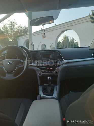 Hyundai Elantra 2017, 70,000 km - 2.0 l - Bakı