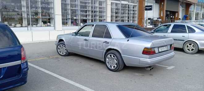 Mercedes E 300 1992, 350,000 km - 3.0 л - Xaçmaz