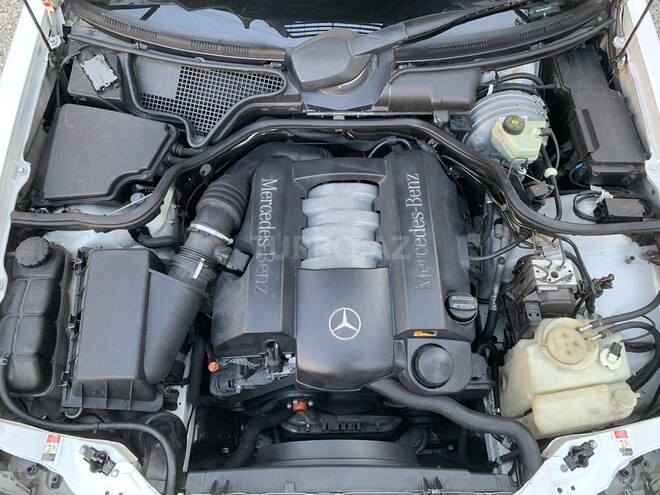 Mercedes E 320 2000, 270,619 km - 3.2 l - Bakı