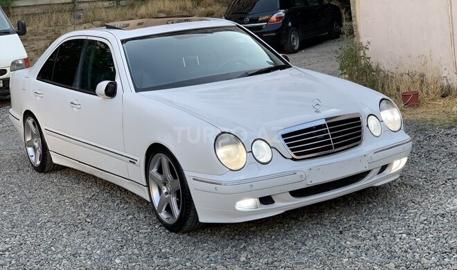 Mercedes E 320 2000, 270,619 km - 3.2 l - Bakı