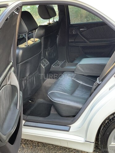 Mercedes E 320 2000, 270,619 km - 3.2 l - Bakı