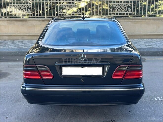 Mercedes E 220 d 1999, 395,000 km - 2.2 l - Bakı