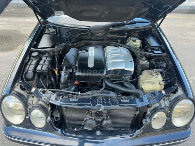 Mercedes E 220 d 1999, 395,000 km - 2.2 l - Bakı