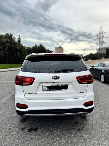 Kia Sorento-5