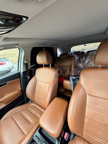 Kia Sorento-8
