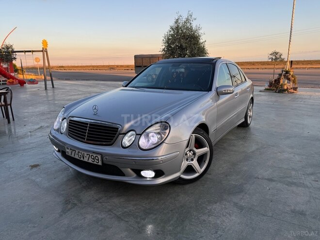 Mercedes E 240 2003, 258,646 km - 2.6 l - Salyan