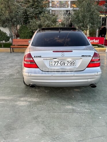 Mercedes E 240 2003, 258,646 km - 2.6 l - Salyan