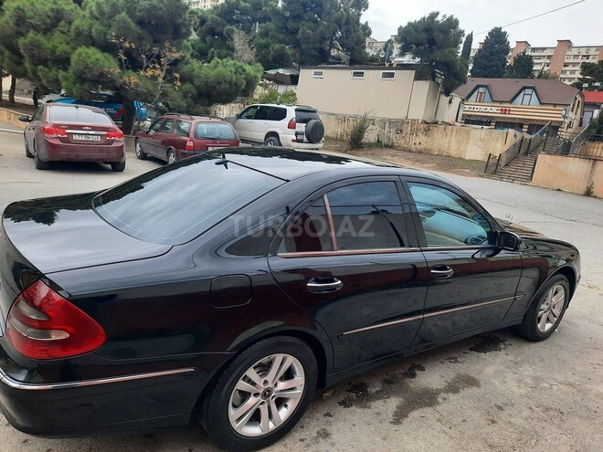 Mercedes E 270 2002, 325,800 km - 2.7 л - Bakı
