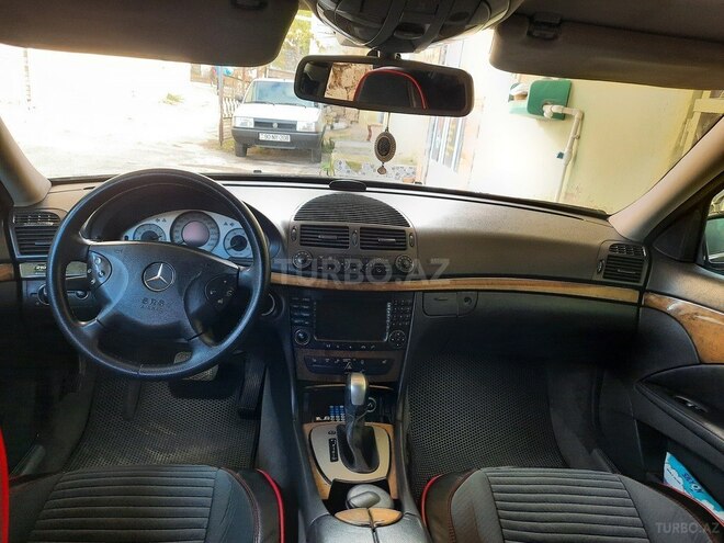 Mercedes E 270 2002, 325,800 km - 2.7 л - Bakı