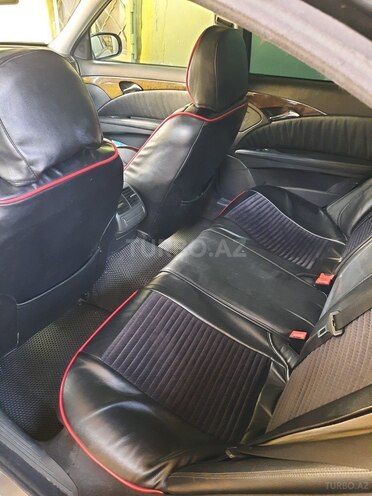 Mercedes E 270 2002, 325,800 km - 2.7 л - Bakı