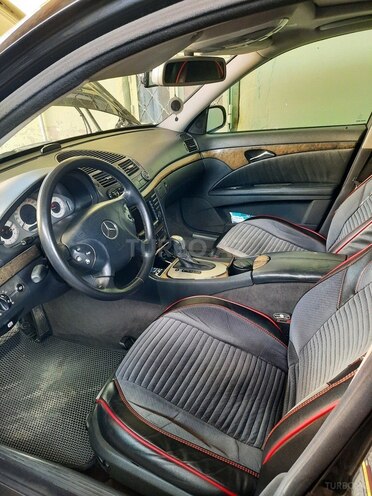 Mercedes E 270 2002, 325,800 km - 2.7 л - Bakı