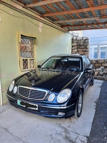 Mercedes E 270 2002, 325,800 km - 2.7 л - Bakı