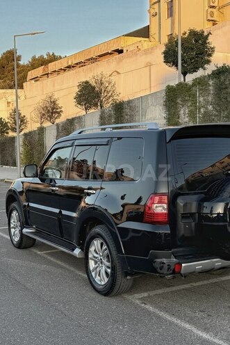 Mitsubishi Pajero 2007, 273,000 km - 3.0 l - Bakı