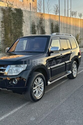 Mitsubishi Pajero 2007, 273,000 km - 3.0 l - Bakı
