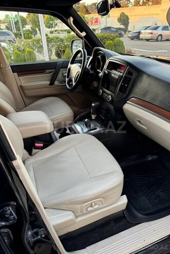 Mitsubishi Pajero 2007, 273,000 km - 3.0 l - Bakı