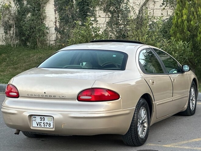 Chrysler Concorde 1999, 206,000 km - 3.0 l - Bakı