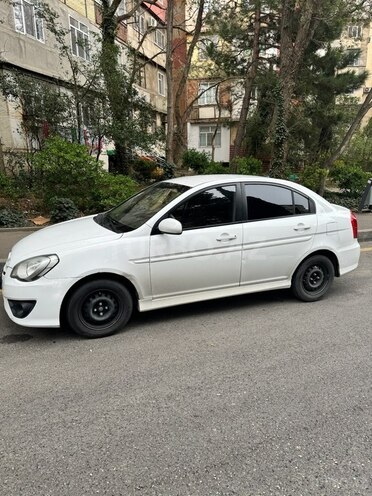 Hyundai Accent 2010, 303,500 km - 1.5 l - Bakı