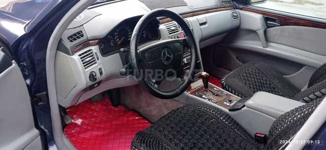 Mercedes E 240 1999, 380,000 km - 2.4 l - Sumqayıt