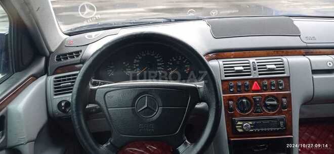 Mercedes E 240 1999, 380,000 km - 2.4 l - Sumqayıt