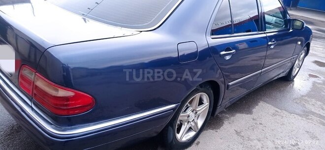 Mercedes E 240 1999, 380,000 km - 2.4 l - Sumqayıt