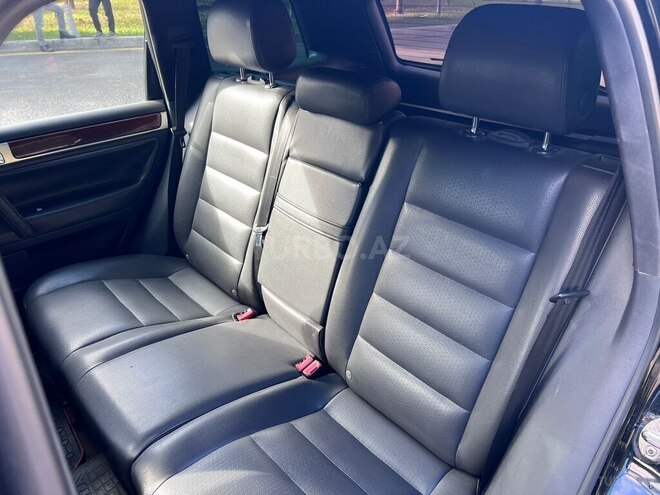 Volkswagen Touareg 2004, 341,179 km - 3.2 l - Qax