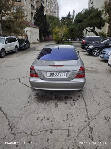 Mercedes E 220 d 2003, 398,000 km - 2.2 l - Bakı