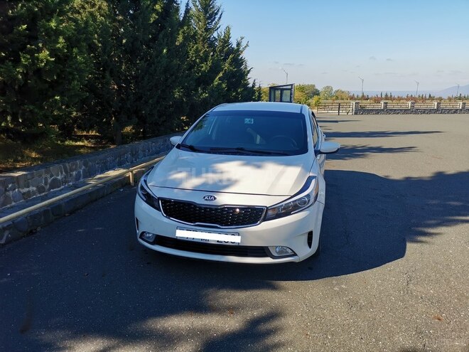 Kia Forte 2017, 112,418 km - 2.0 l - Qax