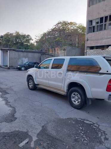 Toyota Hilux 2013, 285,000 km - 2.5 l - Bakı