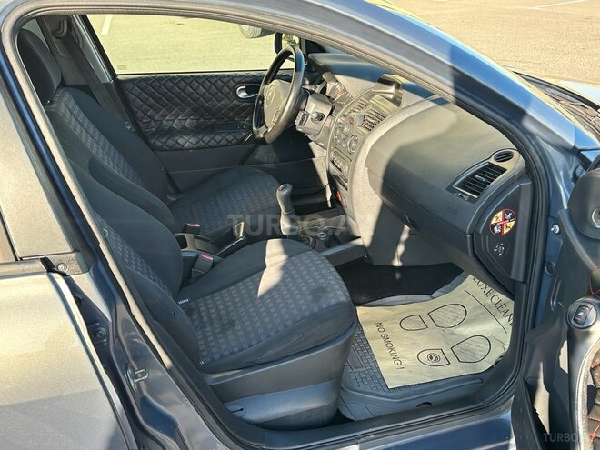 Renault Megane 2006, 380,000 km - 1.5 l - Bakı