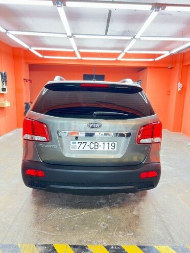 Kia Sorento 2011, 140,000 km - 2.2 l - Bakı