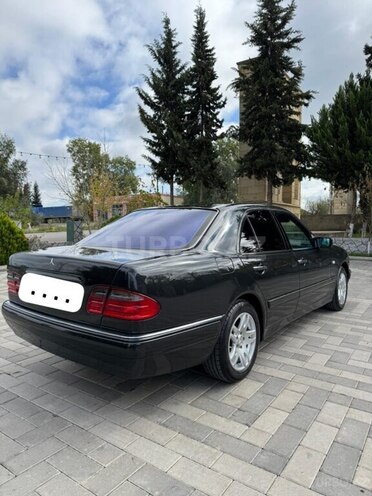 Mercedes E 230 1997, 471,000 km - 2.3 l - Sabirabad