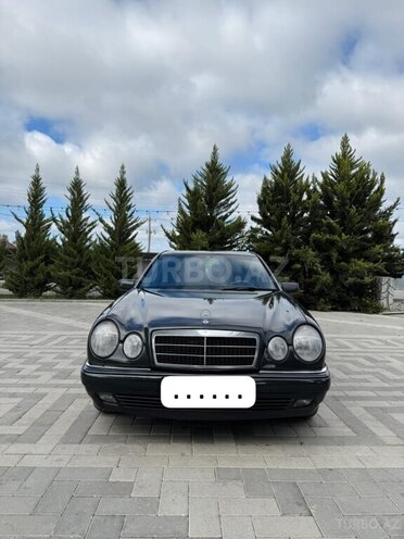 Mercedes E 230 1997, 471,000 km - 2.3 l - Sabirabad