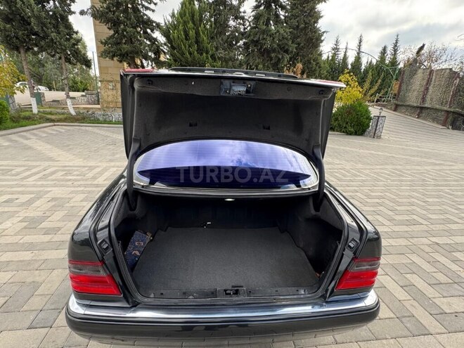 Mercedes E 230 1997, 471,000 km - 2.3 l - Sabirabad