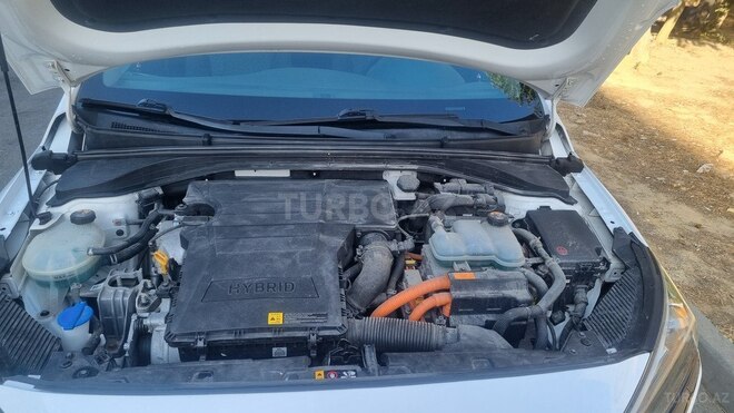 Hyundai IONIQ 2017, 184,070 km - 1.6 л - Bakı
