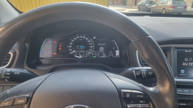 Hyundai IONIQ 2017, 184,070 km - 1.6 л - Bakı