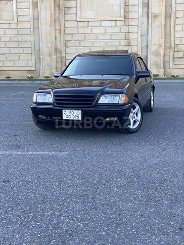 Mercedes C 240 1999, 112,227 km - 2.4 l - Bakı