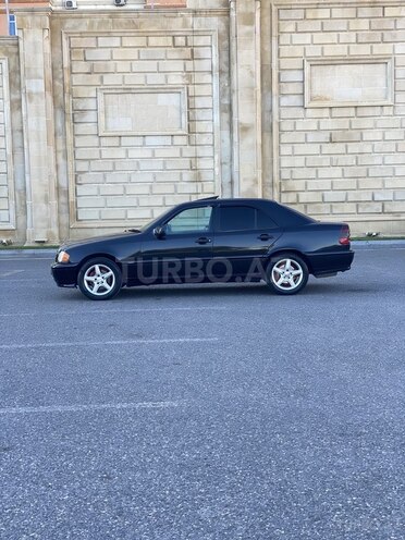 Mercedes C 240 1999, 112,227 km - 2.4 l - Bakı