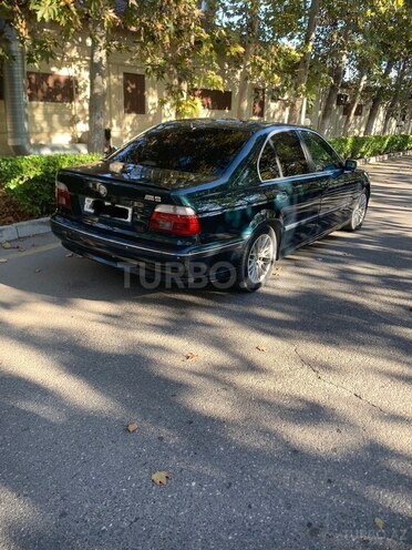 BMW 528 1997, 330,000 km - 2.8 l - Bakı