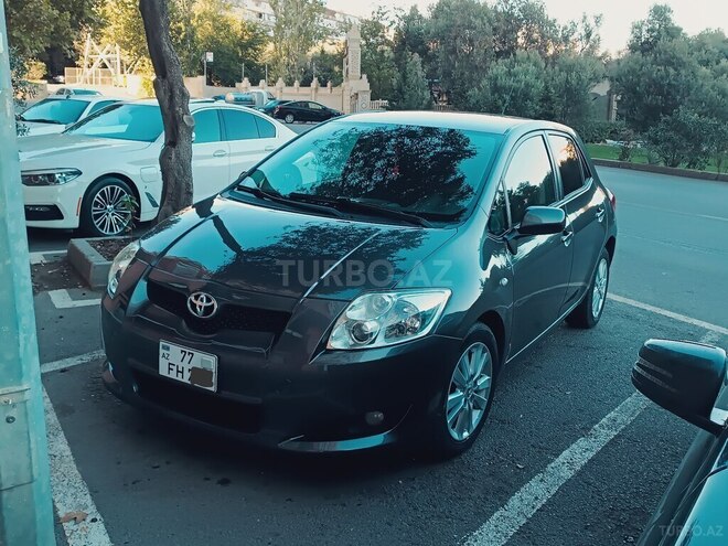 Toyota Auris 2009, 254,000 km - 1.4 l - Bakı